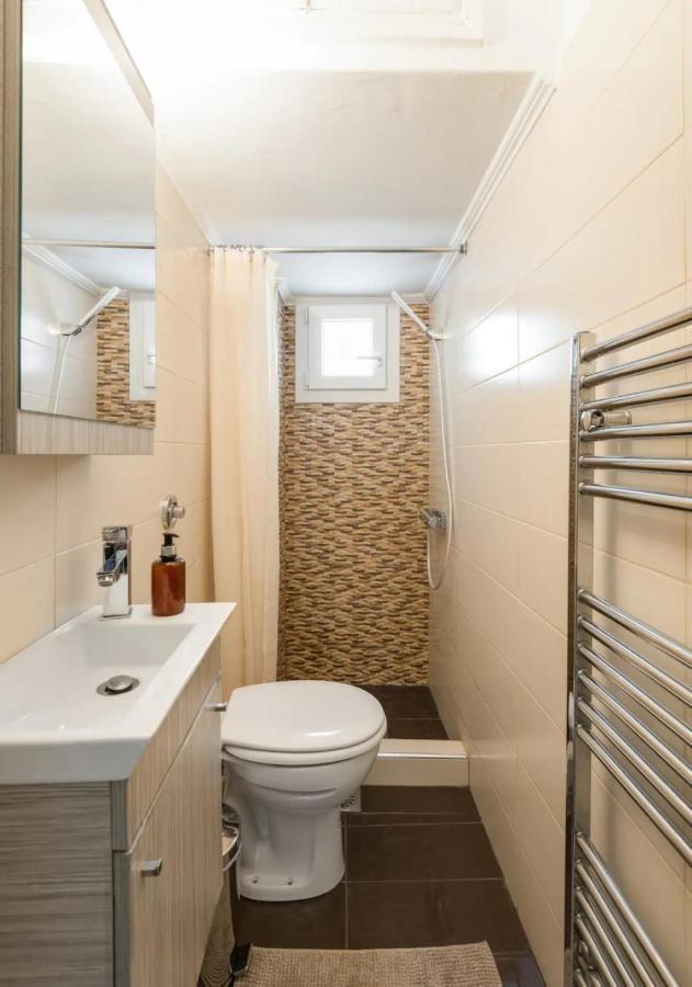 Happy Traveller - Luxury, Free Parking Apartment เทสซาโลนิกิ ภายนอก รูปภาพ